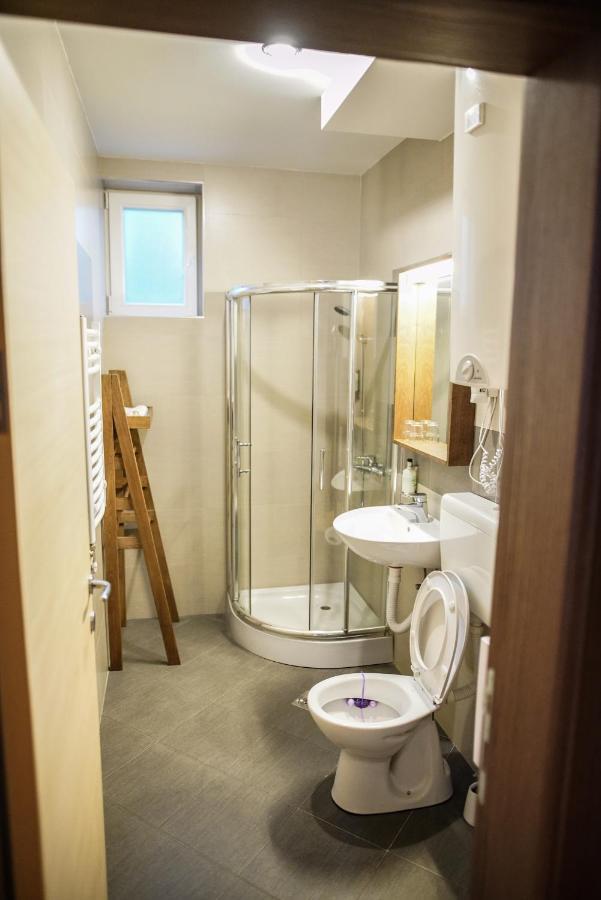 Feelstone Apartmani Brzece Exterior photo